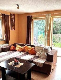 DHH in ruhiger Lage, auf sonnigem Grundstück in Krumbach - Krumbach (Schwaben)