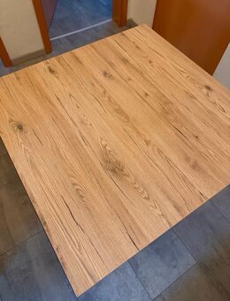 Esstisch 90x90 cm Samoa Eiche quadratisch Mittelfuß - Essen