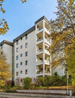 Solide vermietete 2-Zimmer-Wohnung mit Tiefgarage und Balkon in Großhadern - München