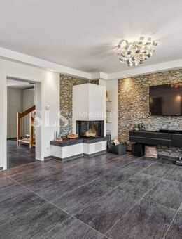 Geborgen Leben in Jüchen - Stilvolle DHH + Garten + Studio + Wellness - Jüchen
