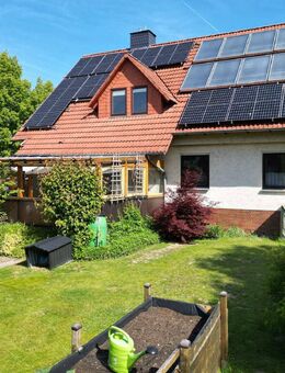 Gepflegtes, sehr stattliches Wohnhaus in ansprechender Wohnlage Baunatal-Leiselfeld - Baunatal