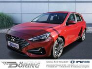 Hyundai i30, 1.0 TREND Turbo AUTOMATIK & KOMFORT-PAKET Mildhybrid, Jahr 2023 - Berlin
