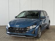 Hyundai i20, 1.0 T-GDI FL 100 7DCT Family m Sitz & Lenkr Heiz ALU16, Jahr 2024 - Achern