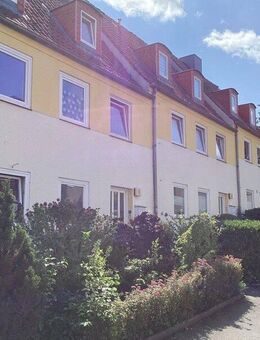 Frei ab sofort, niedliche und helle 2 Zimmer Wohnung. - Lübeck