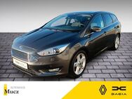 Ford Focus, 1.5 EcoBoost Titanium Automatik Focus EcoBoost Titanium Automatik, Jahr 2017 - Schorndorf (Baden-Württemberg)