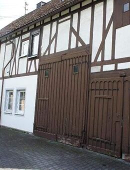 ** GROSSES FACHWERKHAUS AUS DEM 19. JAHRHUNDERT BEI HACHENBURG** - Nister