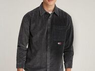 Tommy Jeans Hemdjacke TJM RLX CHUNKY CORD SHIRT in Cord-Optik