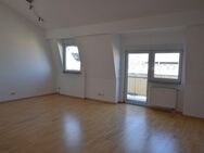 Tolle Dachgeschosswohnung, City-Studio mit Balkon - Mannheim