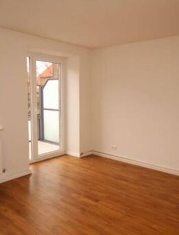 Dreizimmerwohnung mit Balkon - Lüneburg