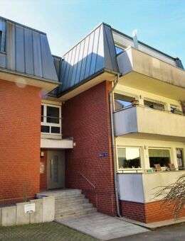 ATTRAKTIVE ETW | MIT EINEM GROSSZÜGIGEN BALKON + PKW-STELLPLATZ |BOCHUM-LANGENDREER, ZENTRALE LAGE - Bochum