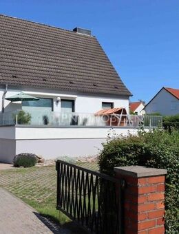 200 m zur Ostsee - Haus mit Garage und Einliegerwohnung in Rerik - Rerik