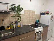 Helle geräumige 2 Zimmer Wohnung in Suhl - Suhl