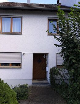 Reihenhaus in Ulm - Söflingen in ruhiger bevorzugter Lage, mit 6 Zimmern und 148 m² Wohnfläche - Ulm