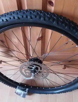 Laufrad 27 Zoll 650 B SDR Disc 32-Loch schwarz Nabendynamo Shimano DH-3D32-QR - Dortmund