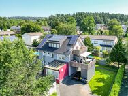 Energetisch saniertes Zweifamilienhaus mit großem Garten in ruhiger Lage von Oerlinghausen - Oerlinghausen