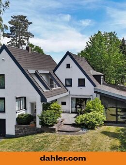 Isernhagen Süd: beeindruckende Villa im klassischen Stil! - Hannover