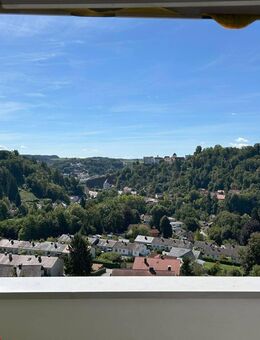 Wohnen oder investieren: 3-Zimmer-Wohnung mit unvergleichlichem Blick über Passau - Passau