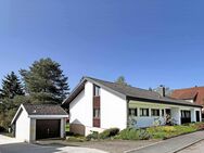 Alles auf einer Ebene - Bungalow mit Einliegerwohnung und großem Grundstück - Gottmadingen