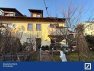 Große Doppelhaushälfte mit Garage und einem Carport - Gschwend