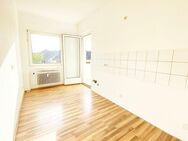 Idyllisches Wohnen auf der Parkinsel: Großzügige 3-Zimmer-Wohnung mit Balkon - Ludwigshafen (Rhein)