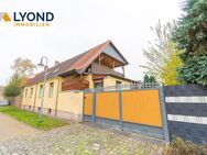 Zweifamilienhaus mit großem Grundstück in Gröningen! - Gröningen