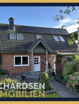 Modernisiertes Einfamilienhaus auf einem großzügigen Grundstück - Niebüll