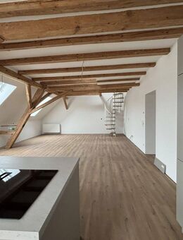 ?? Stilvolle Galeriewohnung mit Charme - Offene Galerie, freigelegter Dachstuhl, Holzboden - Tuttlingen