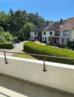 Courtagefrei! Freie 3-Zimmerwohnung mit Balkon in ruhiger Lage von Neu Wulmstorf - Neu Wulmstorf