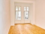 Jetzt einziehen: 2 Zimmer mit Tageslichtbad + Badewanne + Ist-Zustand ++ PROVISIONSFREI - Berlin