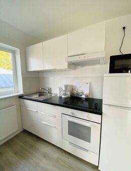 Schöne neuwertige 1 Zi Wohnung in Hamburg Niendorf - Hamburg