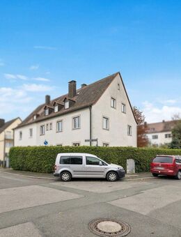 Attraktives Mehrfamilienhaus mit traumhaftem, eingewachsenem Garten in Nürnberg Nord - Nürnberg