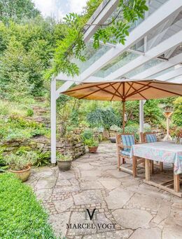 Zweifamilienhaus mit Stil in Toplage von Nürtingen-Oberensingen - Nürtingen