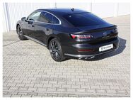 VW Arteon, R-Line 200 Travel, Jahr 2021 - Moosburg (Isar)