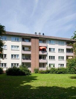 2 Zimmerwohnung mit Balkon in Langenfeld - Langenfeld (Rheinland)