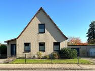 Familienidyll: Einfamilienhaus mit Garten und Garage - Dahlenburg