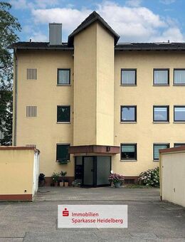 Großzügige 4-Zimmer-Dachgeschosswohnung mit Dachterrasse, Garage und ruhiger Lage in Oftersheim - Oftersheim