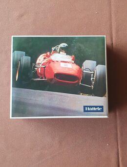 Vintage Hattric Geschenkpackung, Motiv Rennwagen - Dollnstein