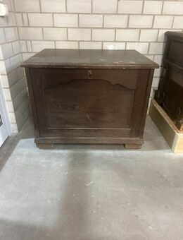 © Holztruhe kleine Kommode im klassischen Stil Truhe - Überlingen Zentrum