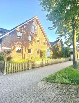 "Hier zieht das Glück ein - und der Rasenmäher gleich mit" - Rees