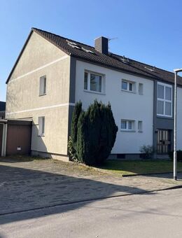 Maisonette-Wohnung mit Balkon, 3 Zimmer, 2 Bäder - Neukirchen-Vluyn