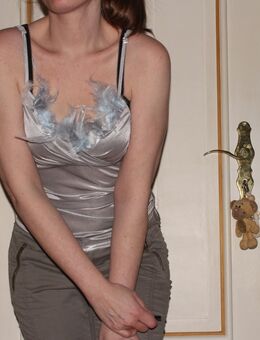 Sexy silber Vokuhila Top mit Federn, Party, Partytop, Gr. XS - Düsseldorf