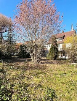 "Eigenes Gartenparadies auf 660 m² in grüner Oase von Möhringen" Sonnige und helle DHH - Stuttgart