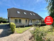 HORN IMMOBILIEN++ Einfamilienhaus mit Einliegerwohnung in Dorfrandlage, nur 10 min. bis Neubrandenburg - Neverin