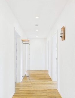 VERMIETUNG: Moderne 4-Zimmer-Dachgeschosswohung in Laineck. - Bayreuth