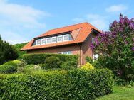 Einzigartiges junges 7 Zi.-Massivhaus mit herrlichem Grundstück, Doppel-Garage u. großer Einfahrt! - Hessisch Oldendorf