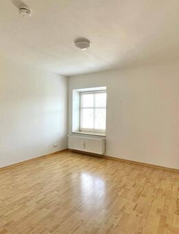 Großzügige 2,5 Zimmer-Wohnung in Augsburg-Kriegshaber - Augsburg