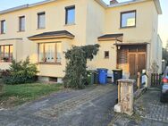 Top-Angebot! Einfamilienhaus (REH) mit Keller, großer Doppelgarage und schönem Garten in bester Siedlungslage in Süd! - Dessau-Roßlau