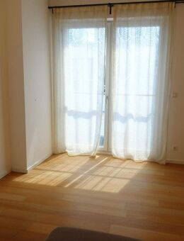 Stilvolle 2-Zimmer-Wohnung mit Traumterrasse und offener Küche - Berlin