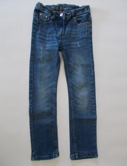 Jeans für Mädchen der Marke Staccato Blau Gr. 128 zu verkaufen. - Bielefeld