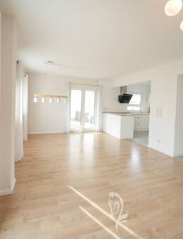 A+ Energieeffizienzhaus: Perfekt für Familien - mit 6 Zimmern auf sonnigem Grundstück - Wertheim